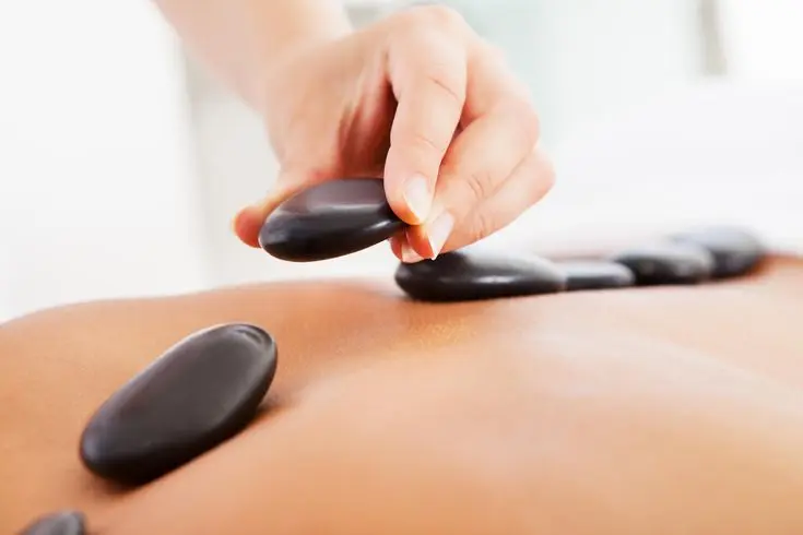 Hot Stone Massage (60 min)